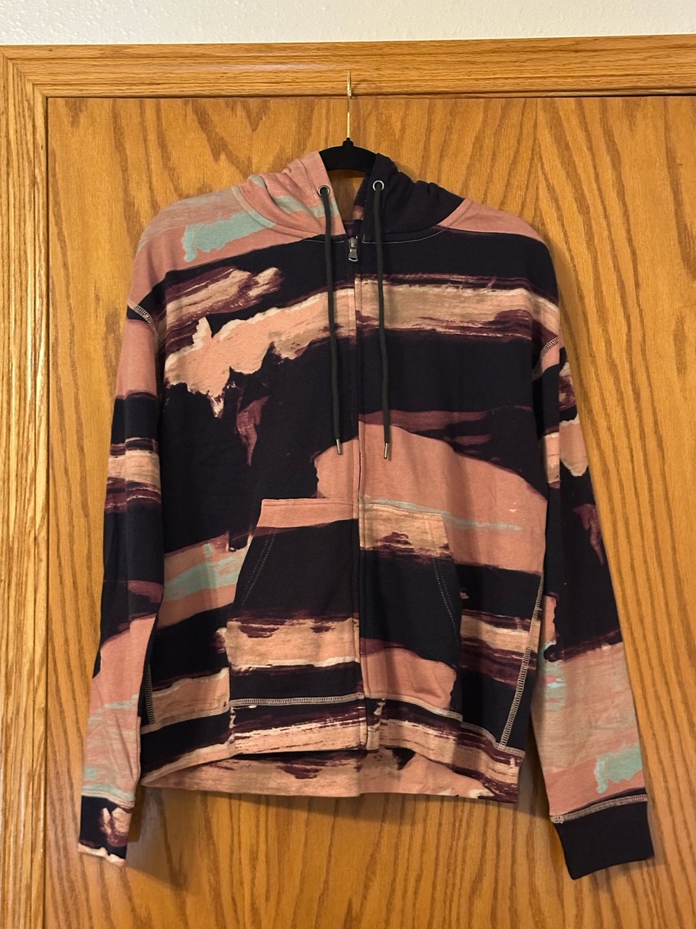 Grey State Landscape Hoodie - NWOT - Size 3 (US L) Abstract Brushstroke Print